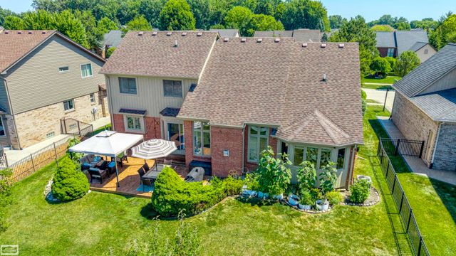 47565 Woodberry Estates Drive, Macomb Twp, MI 48044