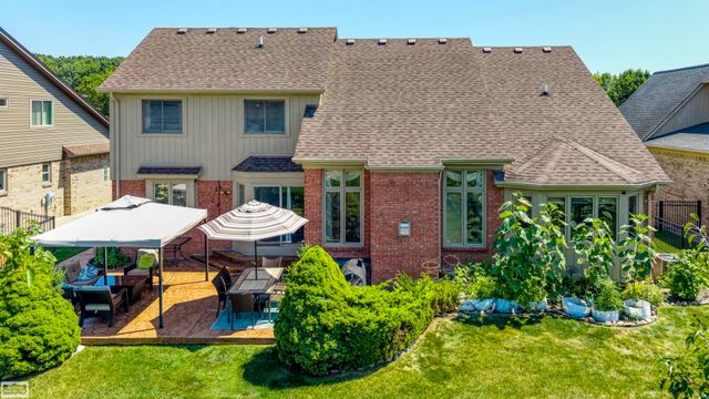 47565 Woodberry Estates Drive, Macomb Twp, MI 48044