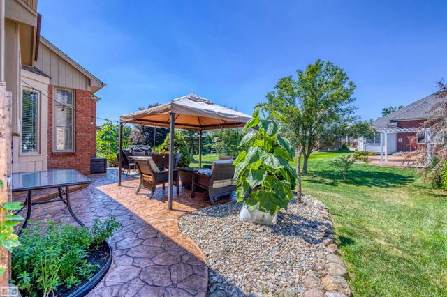 47565 Woodberry Estates Drive, Macomb Twp, MI 48044