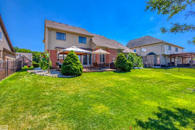 47565 Woodberry Estates Drive, Macomb Twp, MI 48044