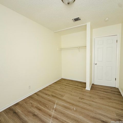 4142 SUNRISE CREEK DR, San Antonio, TX 78244