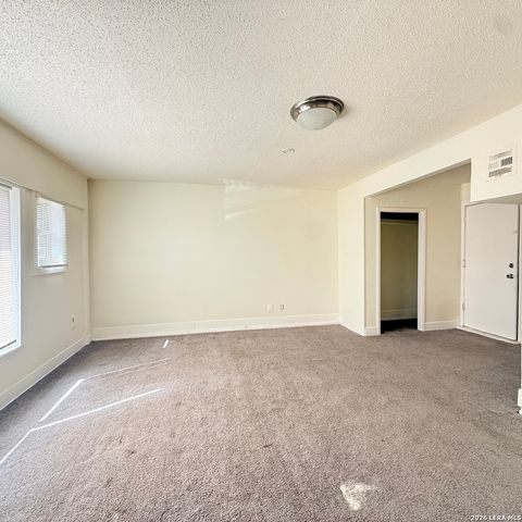 4142 SUNRISE CREEK DR, San Antonio, TX 78244