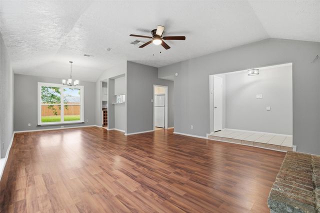 614 Leicester Lane, Houston, TX 77034