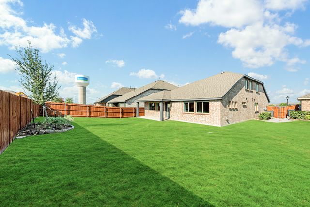 3914 Hometown Boulevard, Forney, TX 75126