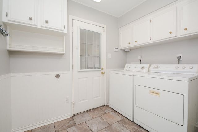 2117 W Linwood Oaks, Pearland, TX 77581