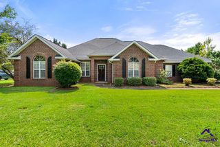 110 Orchard Crest Lane, Bonaire, GA 31005