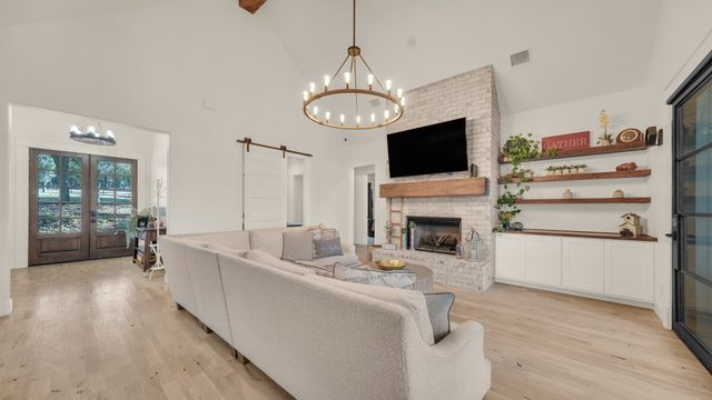 374 Glade Valley Road, Azle, TX 76020