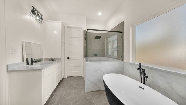 374 Glade Valley Road, Azle, TX 76020