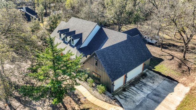 374 Glade Valley Road, Azle, TX 76020