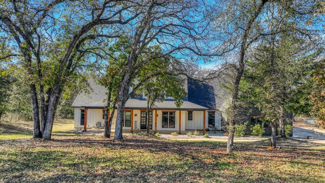 374 Glade Valley Road, Azle, TX 76020