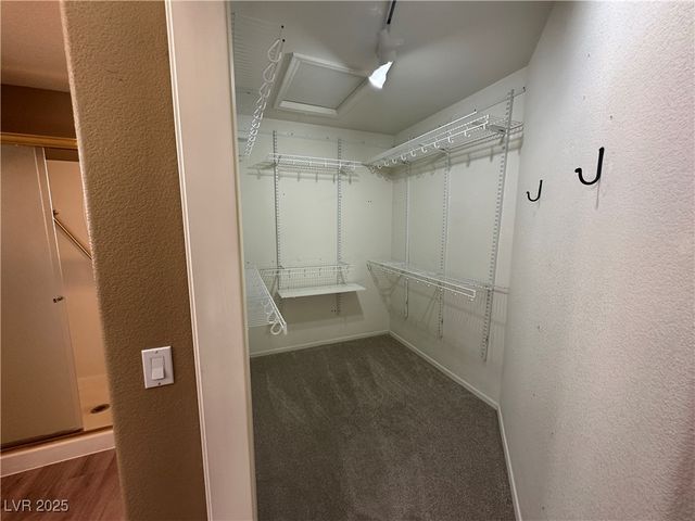 9945 Bundella Drive, Las Vegas, NV 89134