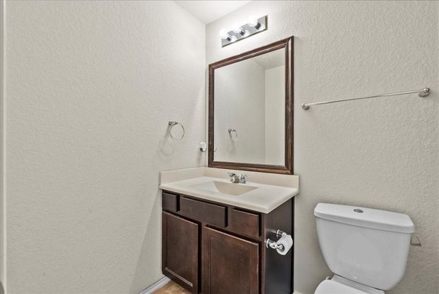 3072 Persimmon Valley Lane, Dickinson, TX 77539