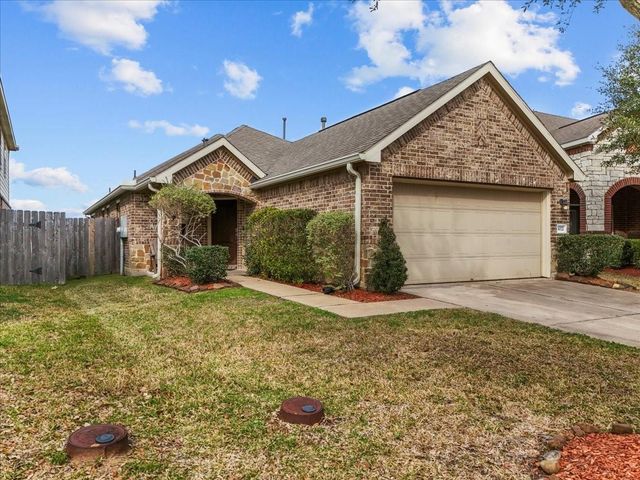 3072 Persimmon Valley Lane, Dickinson, TX 77539