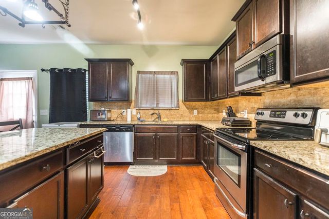 204 Amelia Drive, Byron, GA 31008