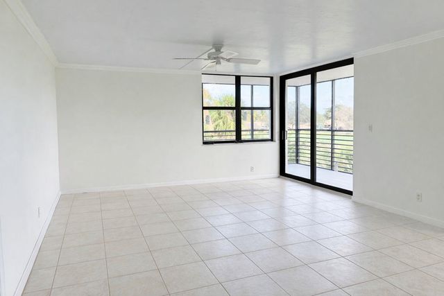 3800 N Hills Drive 315, Hollywood, FL 33021