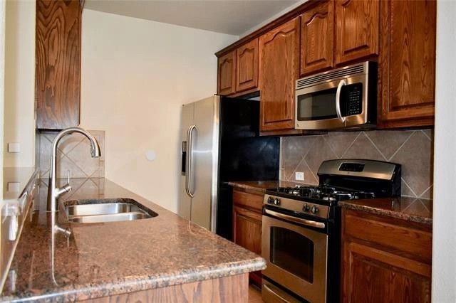 5924 Round Up Lane, Mckinney, TX 75070