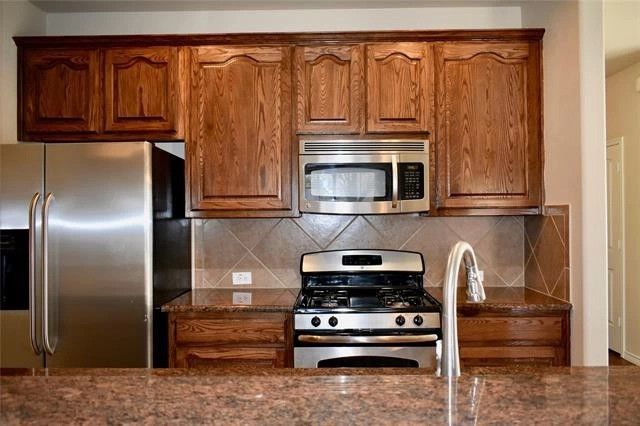 5924 Round Up Lane, Mckinney, TX 75070