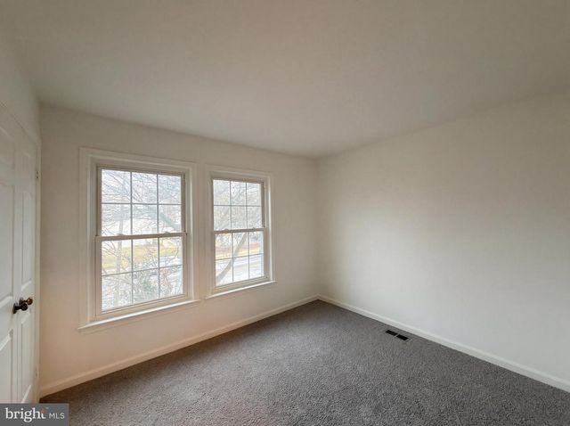 14114 OXFORD DR, Laurel, MD 20707