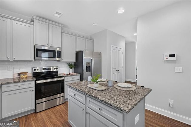 102 Edgeview Court, Dallas, GA 30157