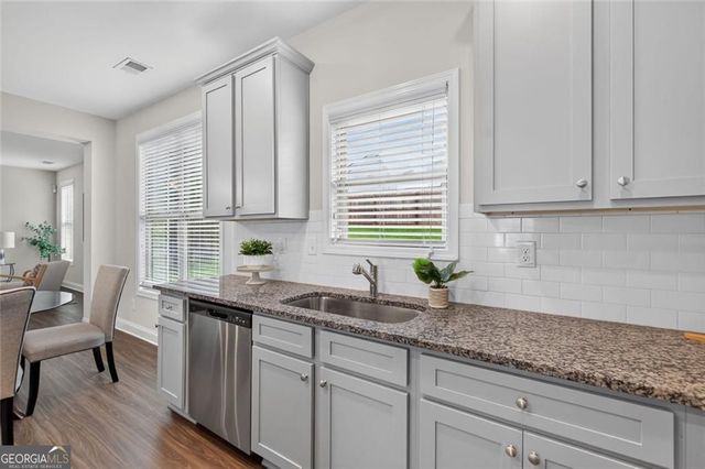 102 Edgeview Court, Dallas, GA 30157