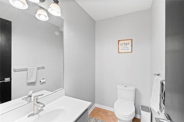 951 NW Long Drive, Grain Valley, MO 64029