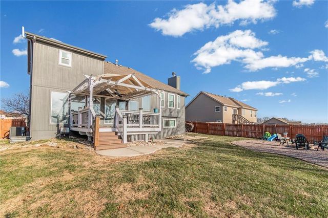 951 NW Long Drive, Grain Valley, MO 64029