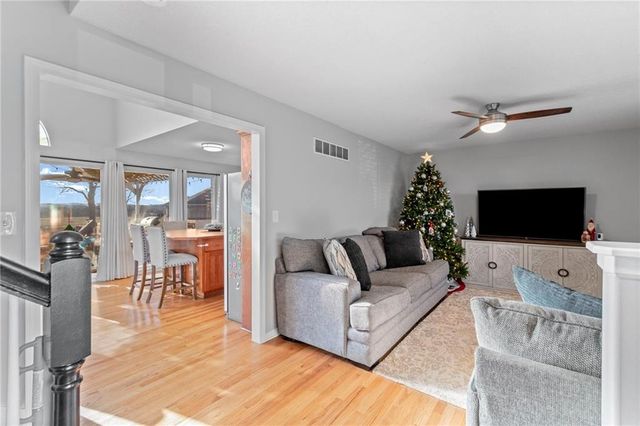 951 NW Long Drive, Grain Valley, MO 64029