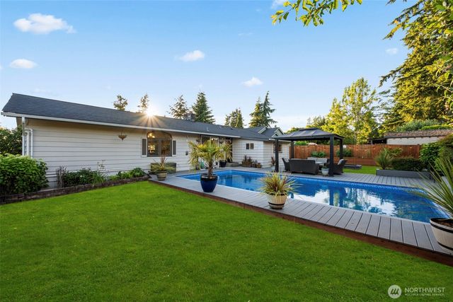 5905 95th Drive SE, Snohomish, WA 98290