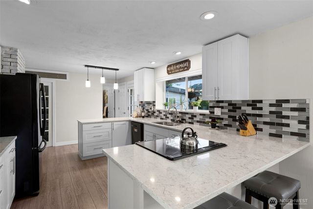 5905 95th Drive SE, Snohomish, WA 98290