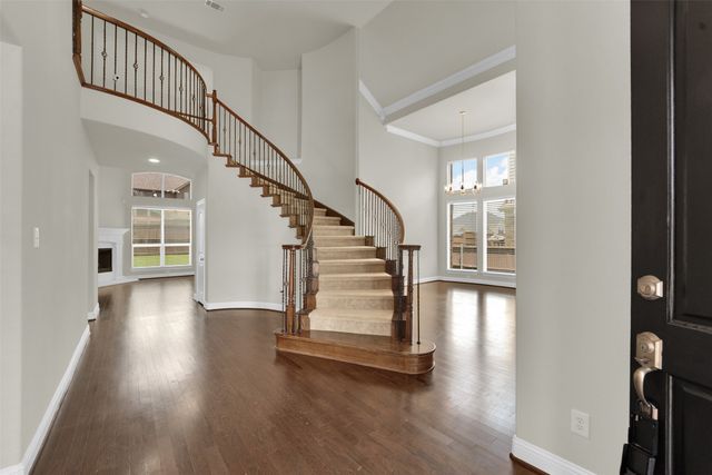 6811 Shady View Court, Sachse, TX 75048