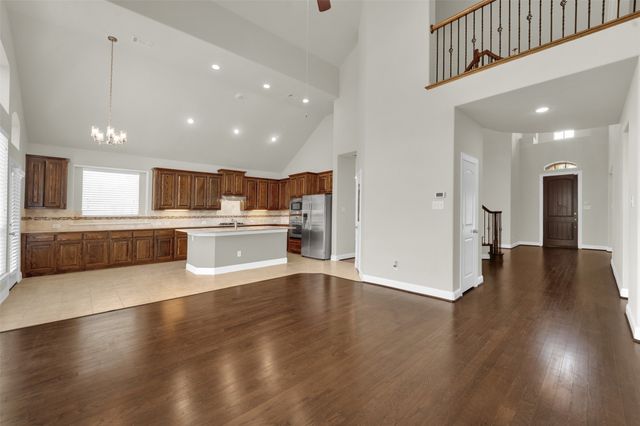 6811 Shady View Court, Sachse, TX 75048