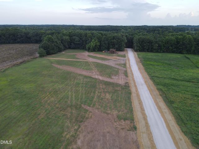 1 Quiet Time Lane, Zebulon, NC 27597