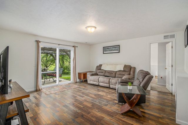 207 Station Hill Street, Galesburg, MI 49053