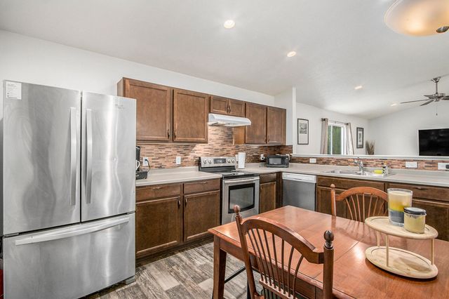 207 Station Hill Street, Galesburg, MI 49053