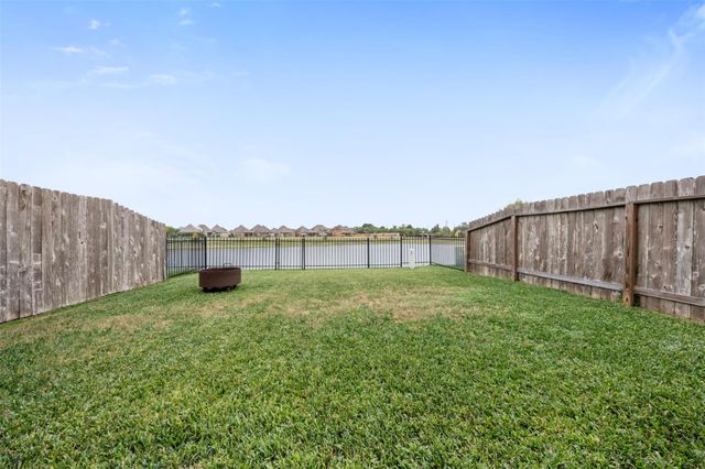 1234 Willow Plains Lane, Rosenberg, TX 77471