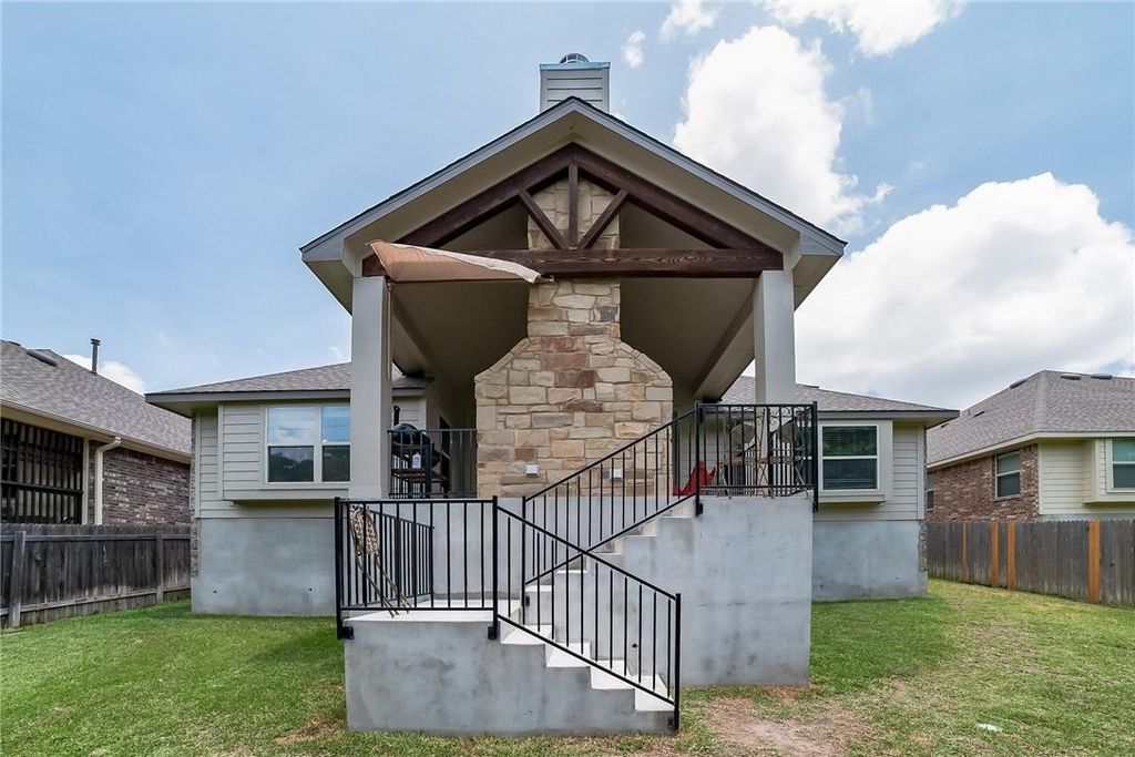 137 Kirkhill ST, Hutto, TX 78634