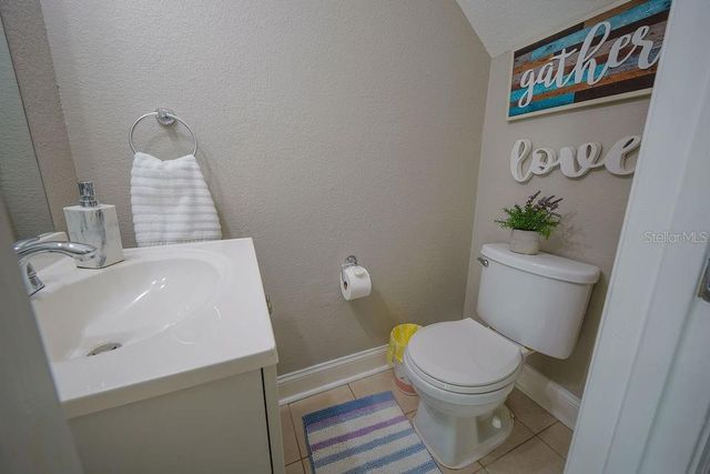 6902 SOLEDAD COURT, Tampa, FL 33615