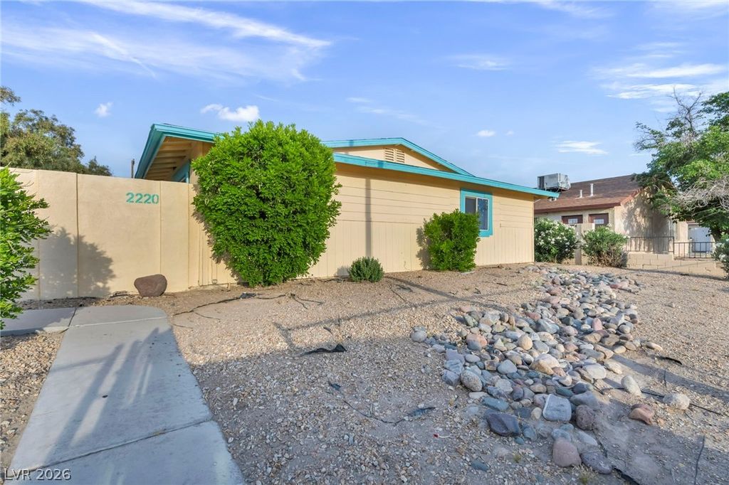 2220 North Lamb Boulevard, Las Vegas, NV 89115 — photo 3