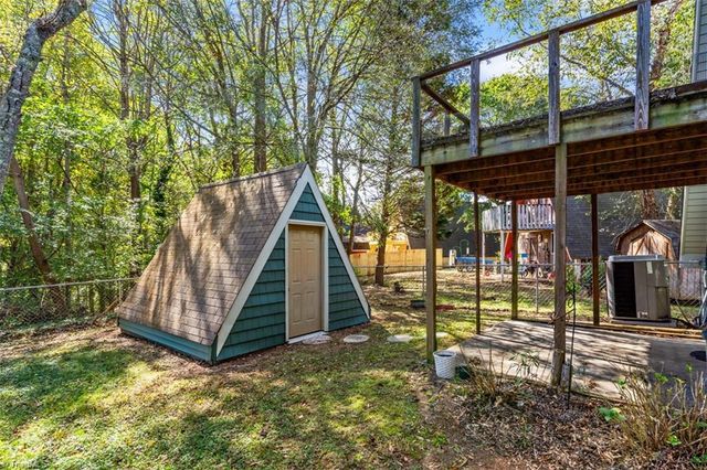 3648 Cash Drive, Winston-salem, NC 27107