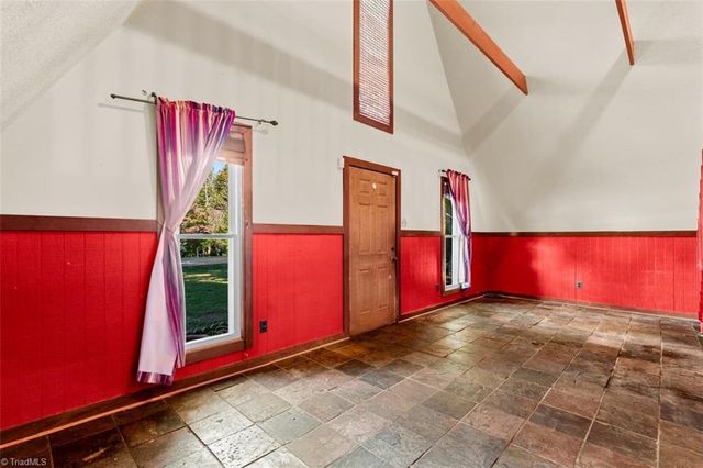 3648 Cash Drive, Winston-salem, NC 27107