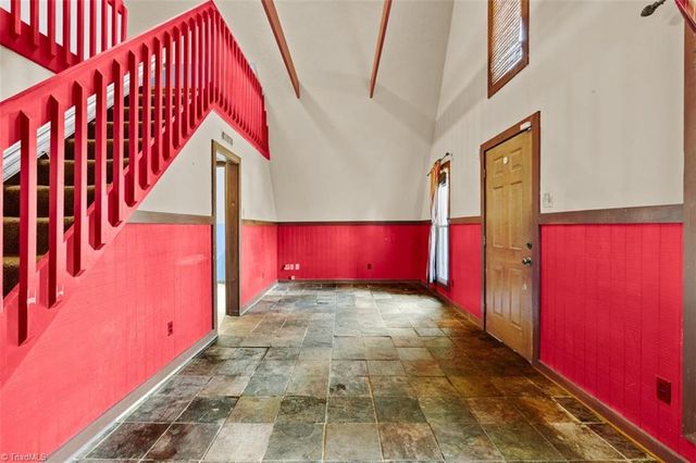 3648 Cash Drive, Winston-salem, NC 27107