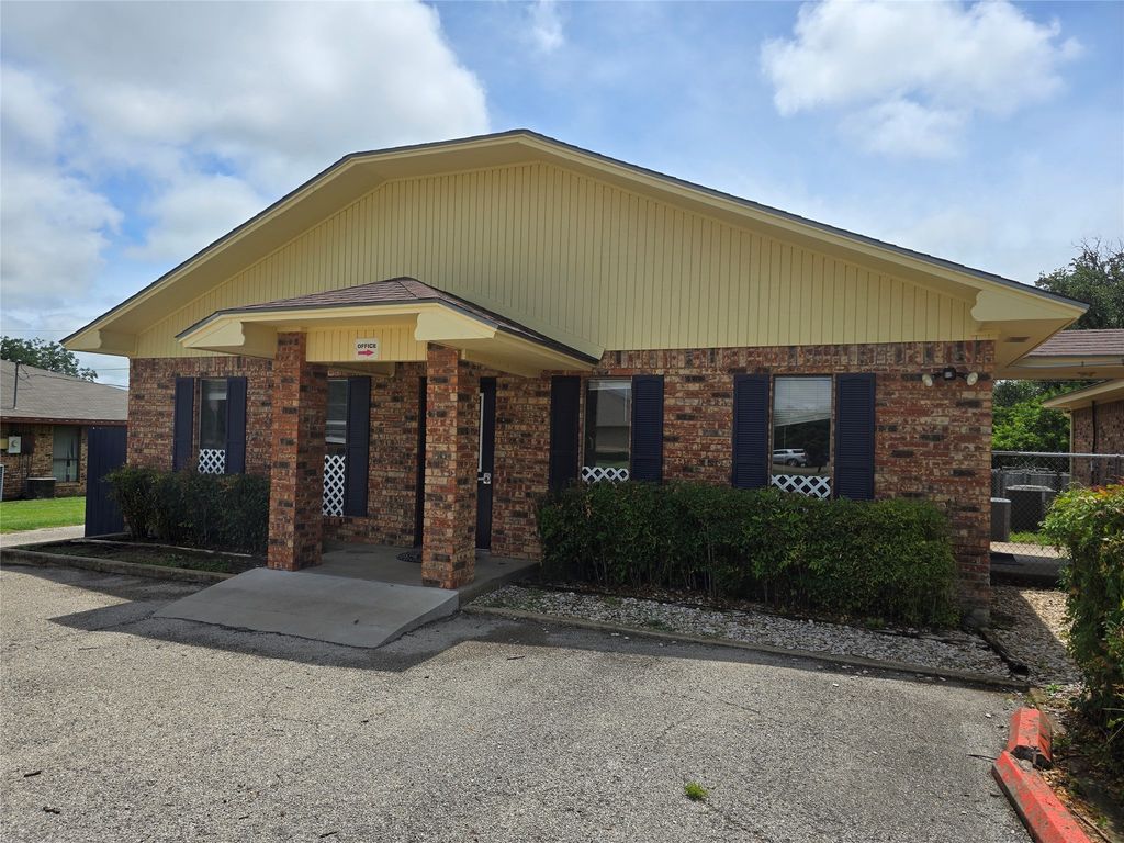 205 River North Boulevard A, Stephenville, TX 76401