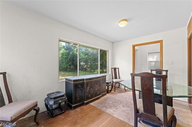 122 Evergreen RD, North Fort Myers, FL 33903