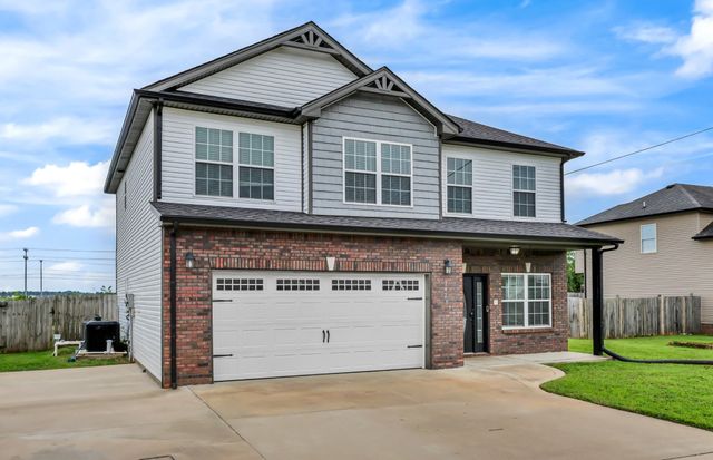 2428 Andersonville Dr, Clarksville, TN 37042