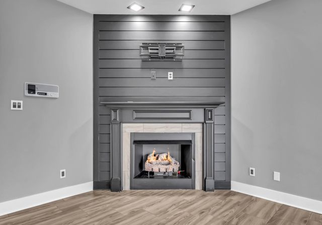 2428 Andersonville Dr, Clarksville, TN 37042