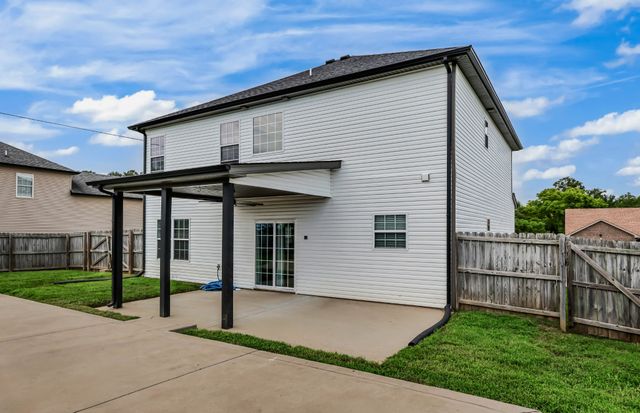 2428 Andersonville Dr, Clarksville, TN 37042