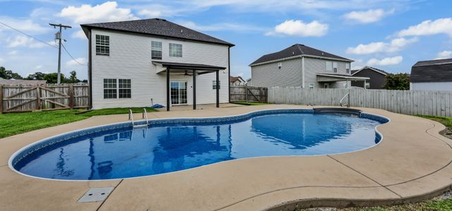 2428 Andersonville Dr, Clarksville, TN 37042