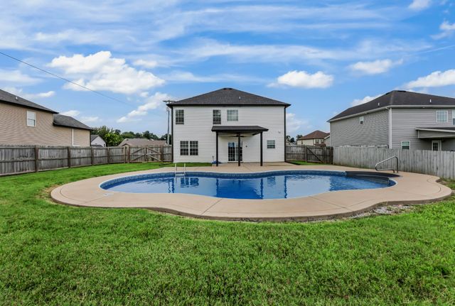 2428 Andersonville Dr, Clarksville, TN 37042