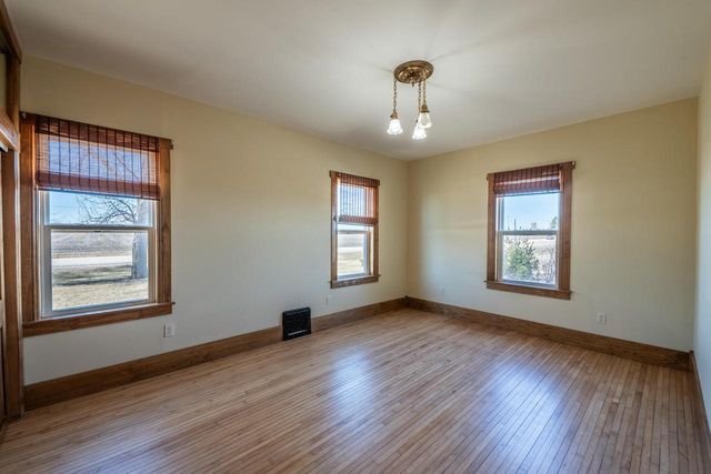 N7404 County Road G, Beaver Dam, WI 53916