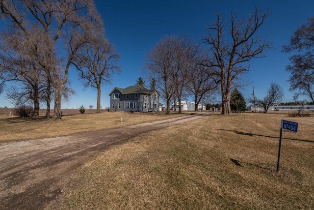 N7404 County Road G, Beaver Dam, WI 53916